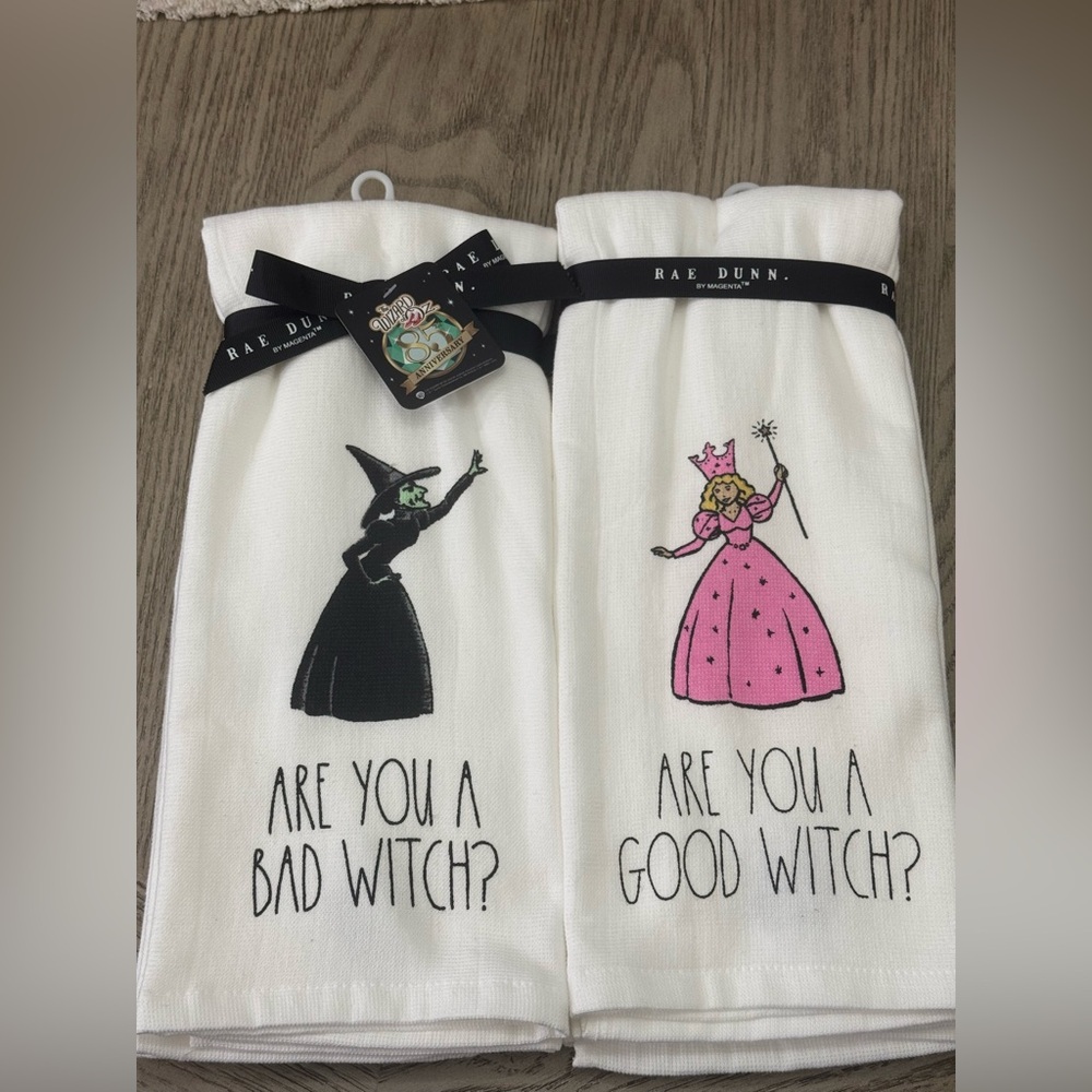 ✨ Brand NEW w/Tag Rae Dunn Wizard of Oz GOOD WITCH & BAD WITCH Kitchen Towel Set